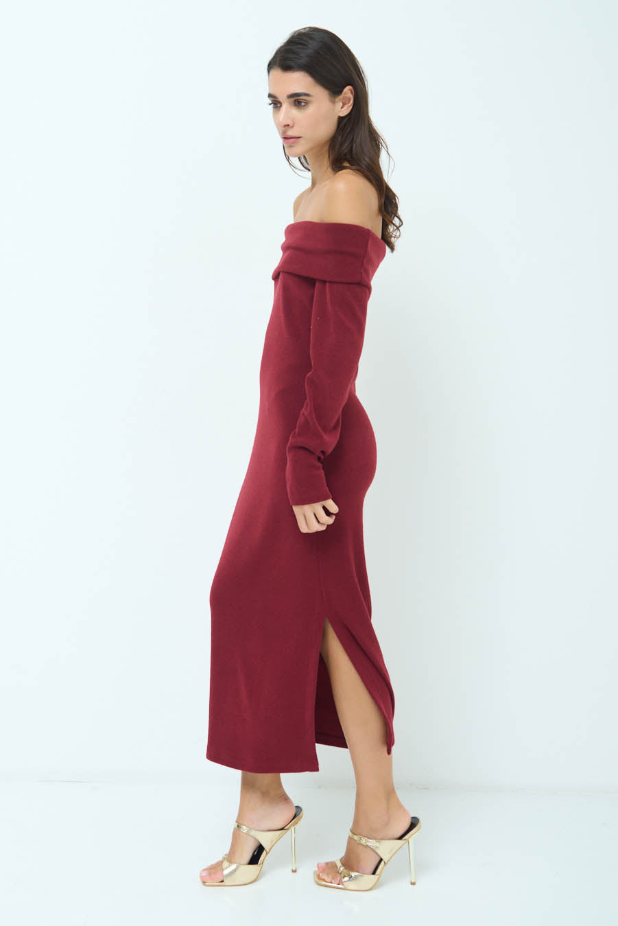 Μπορντό Πλεκτό Φόρεμα με Γυμνούς Ώμους - Burgundy Off-Shoulder Knitted Midi Dress